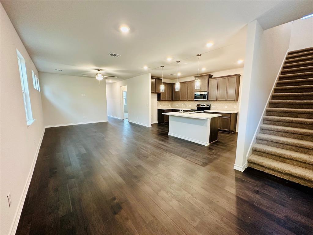 709 Long Run Liberty Hill TX 78642