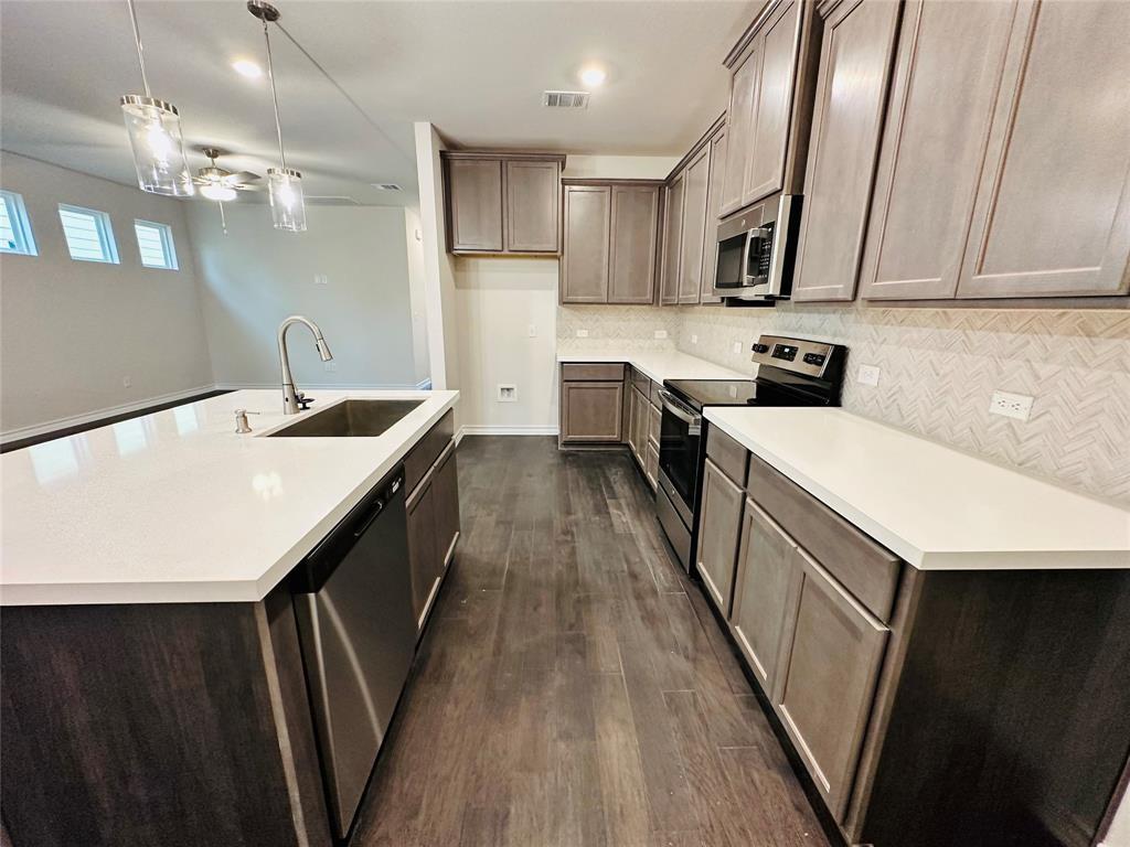 709 Long Run Liberty Hill TX 78642