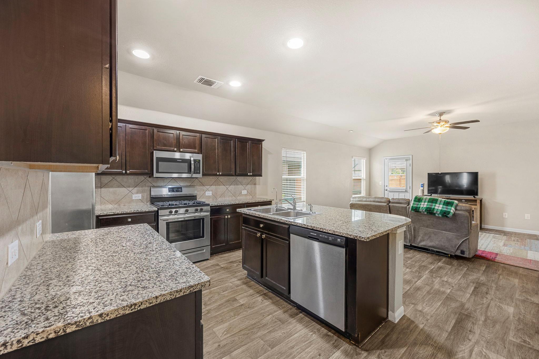 3308 Braun Way Austin TX 78725