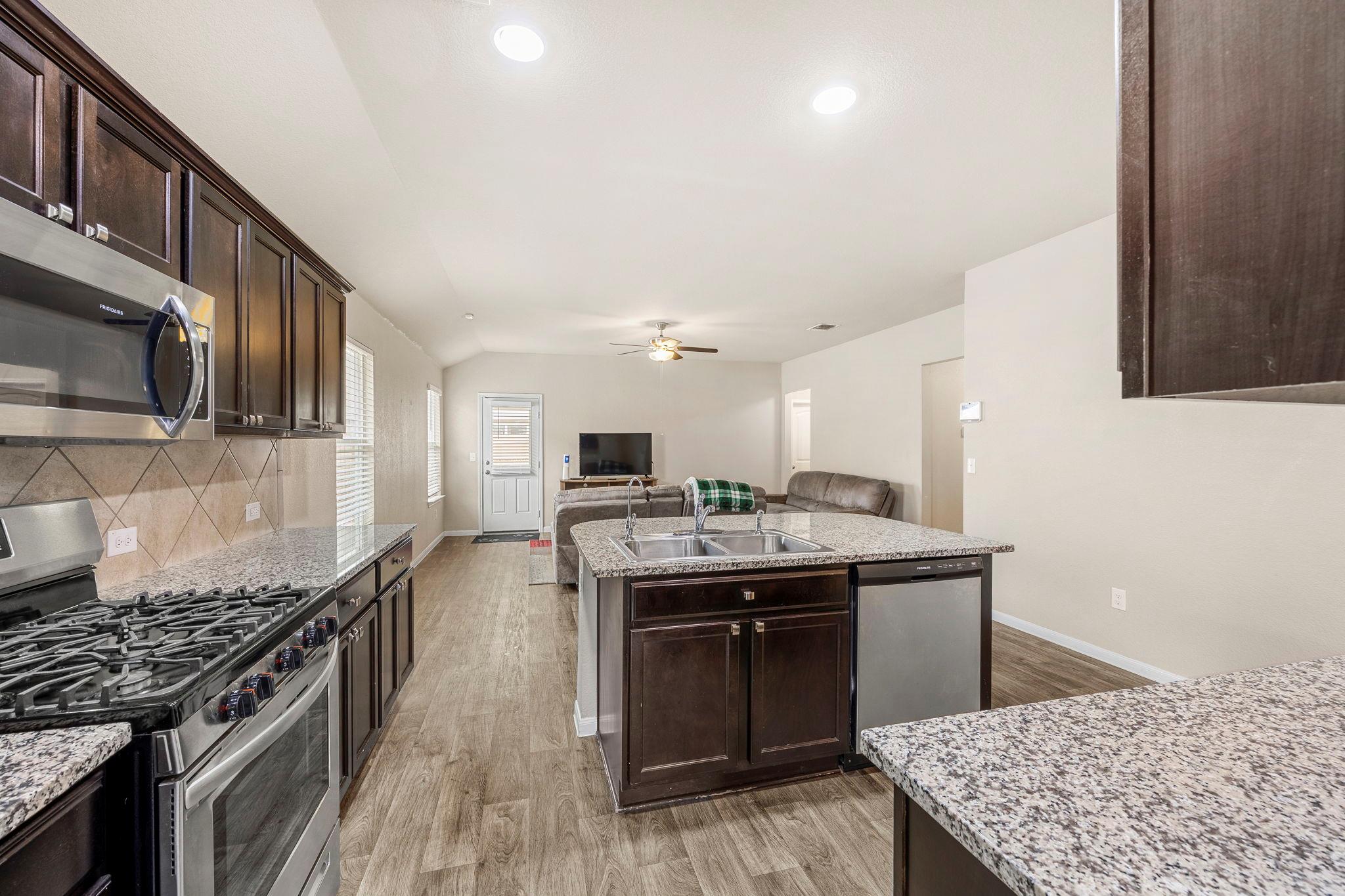 3308 Braun Way Austin TX 78725