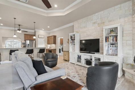 416 Western Sky Trail Jarrell TX 76537