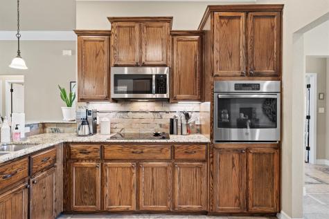 416 Western Sky Trail Jarrell TX 76537