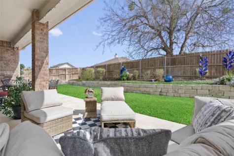 416 Western Sky Trail Jarrell TX 76537