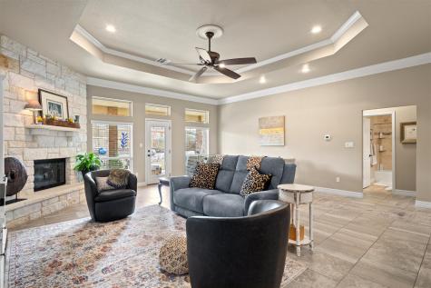 416 Western Sky Trail Jarrell TX 76537