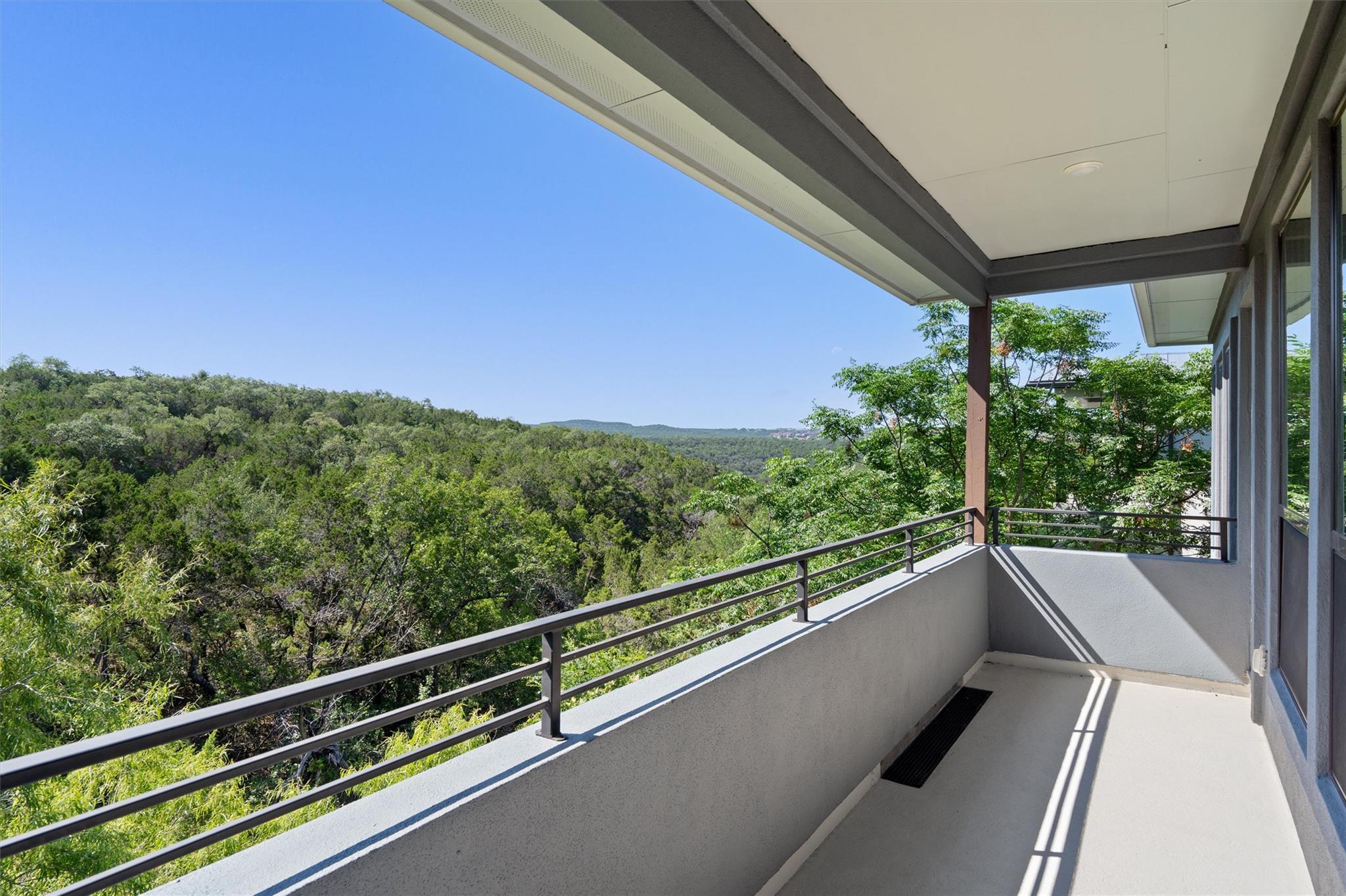 1002 Barrie Drive Austin TX 78734