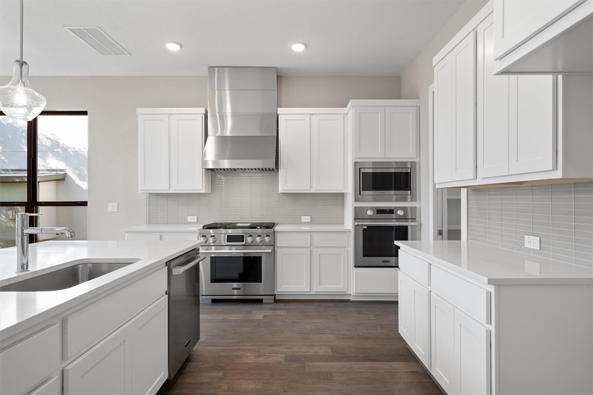 1002 Barrie Drive Austin TX 78734