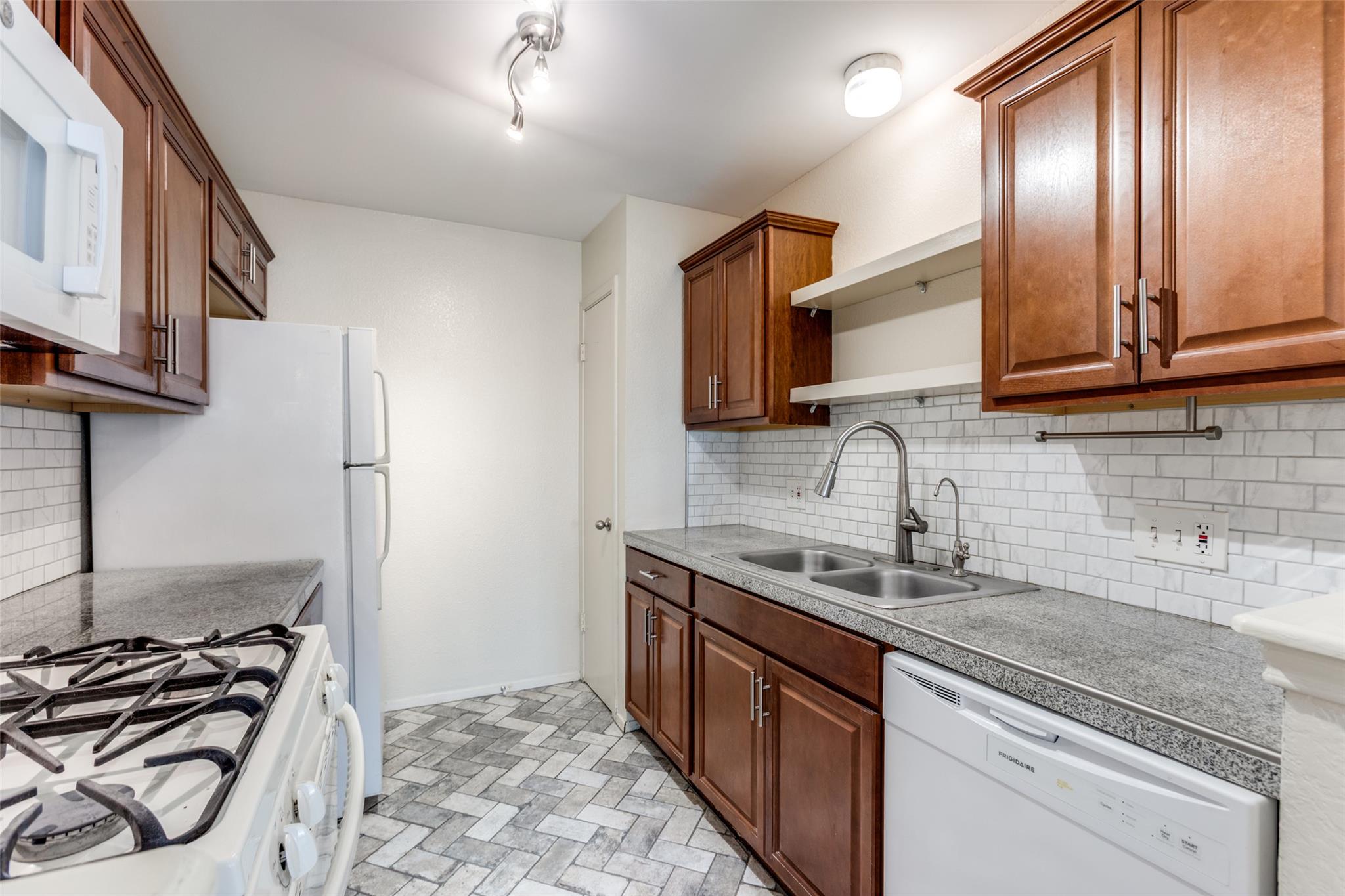1121 Peggotty Place Austin TX 78753