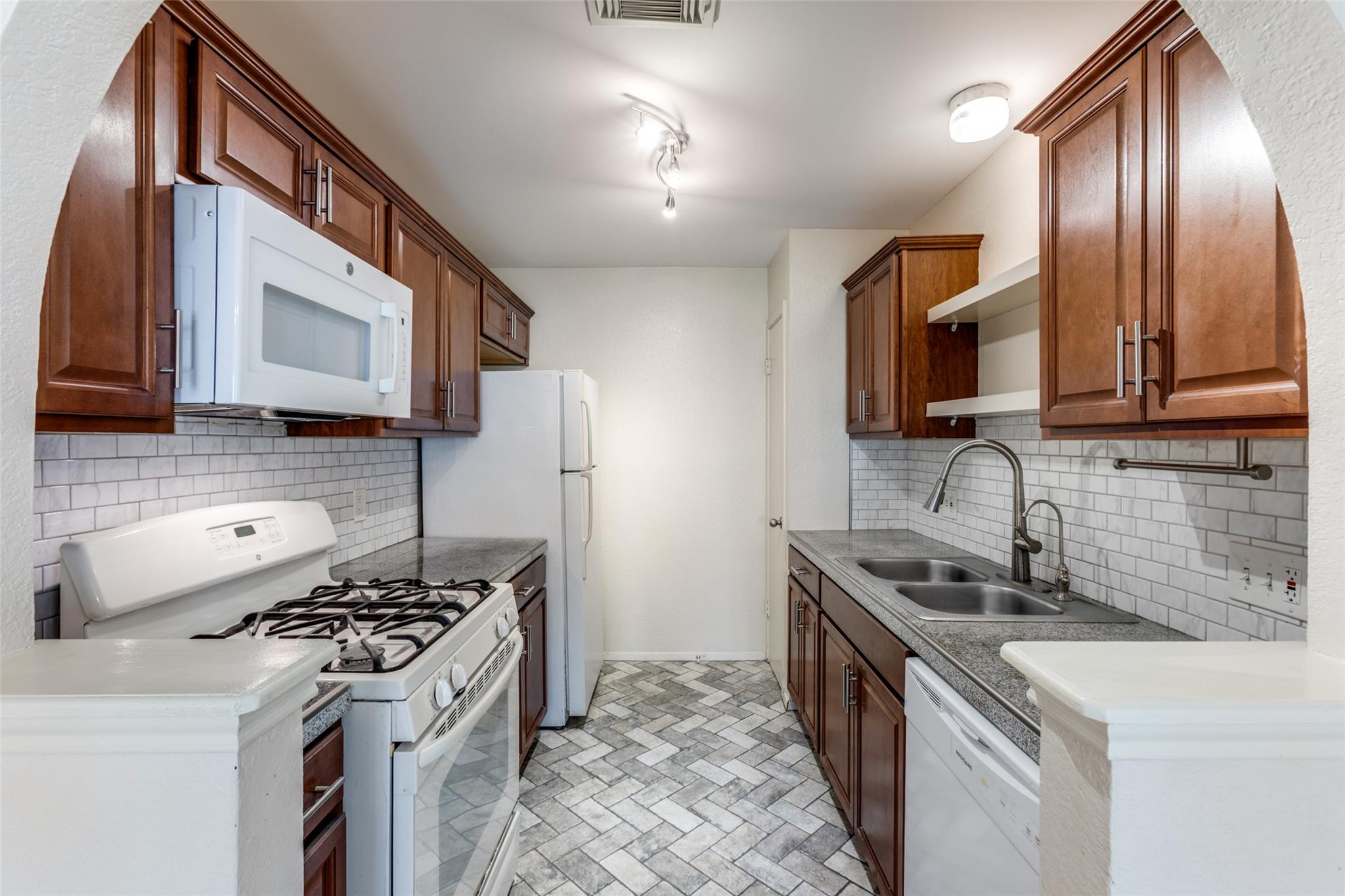 1121 Peggotty Place Austin TX 78753