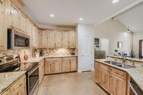 115 Mokulua Lane Bastrop TX 78602