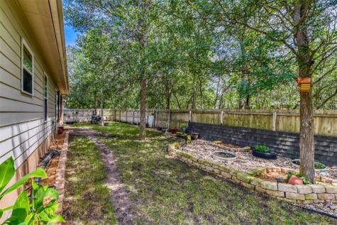 115 Mokulua Lane Bastrop TX 78602