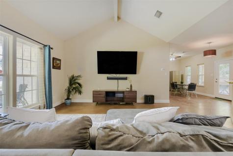 115 Mokulua Lane Bastrop TX 78602
