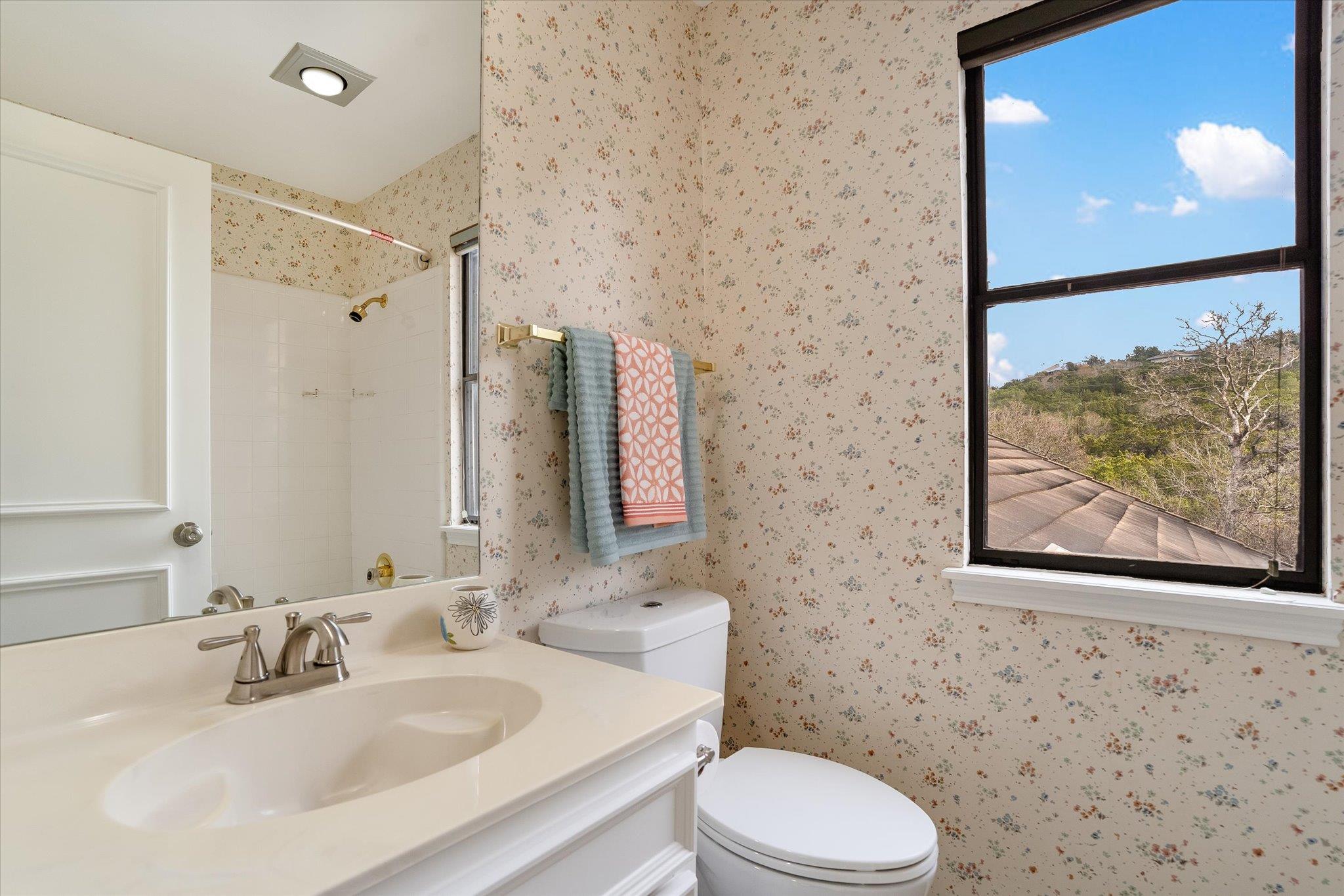 3527 Fawn Creek Path Austin TX 78746