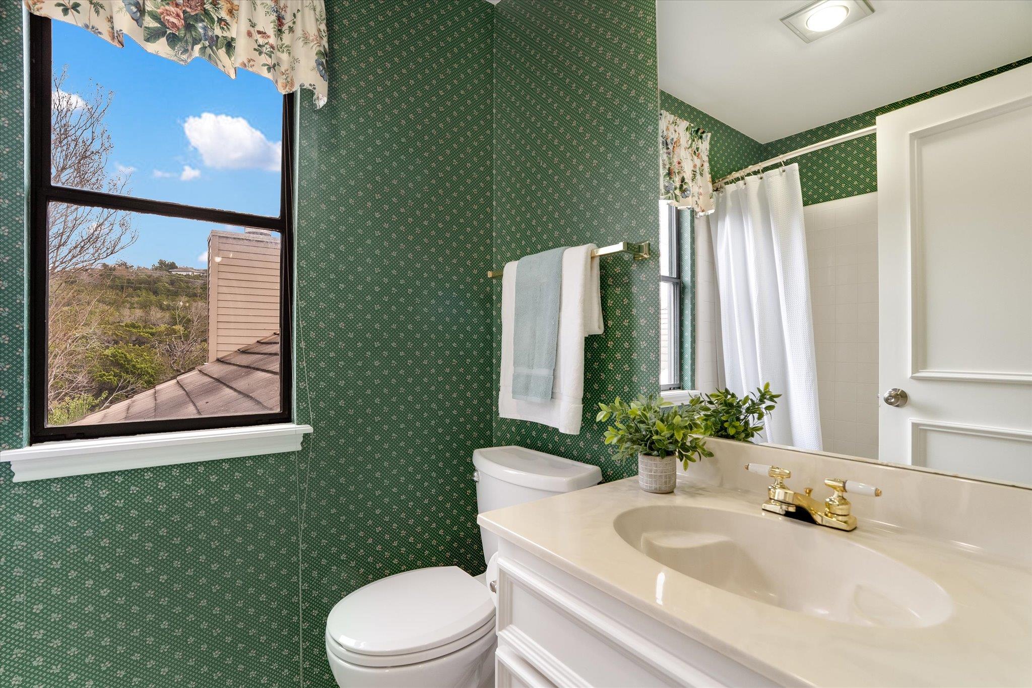 3527 Fawn Creek Path Austin TX 78746