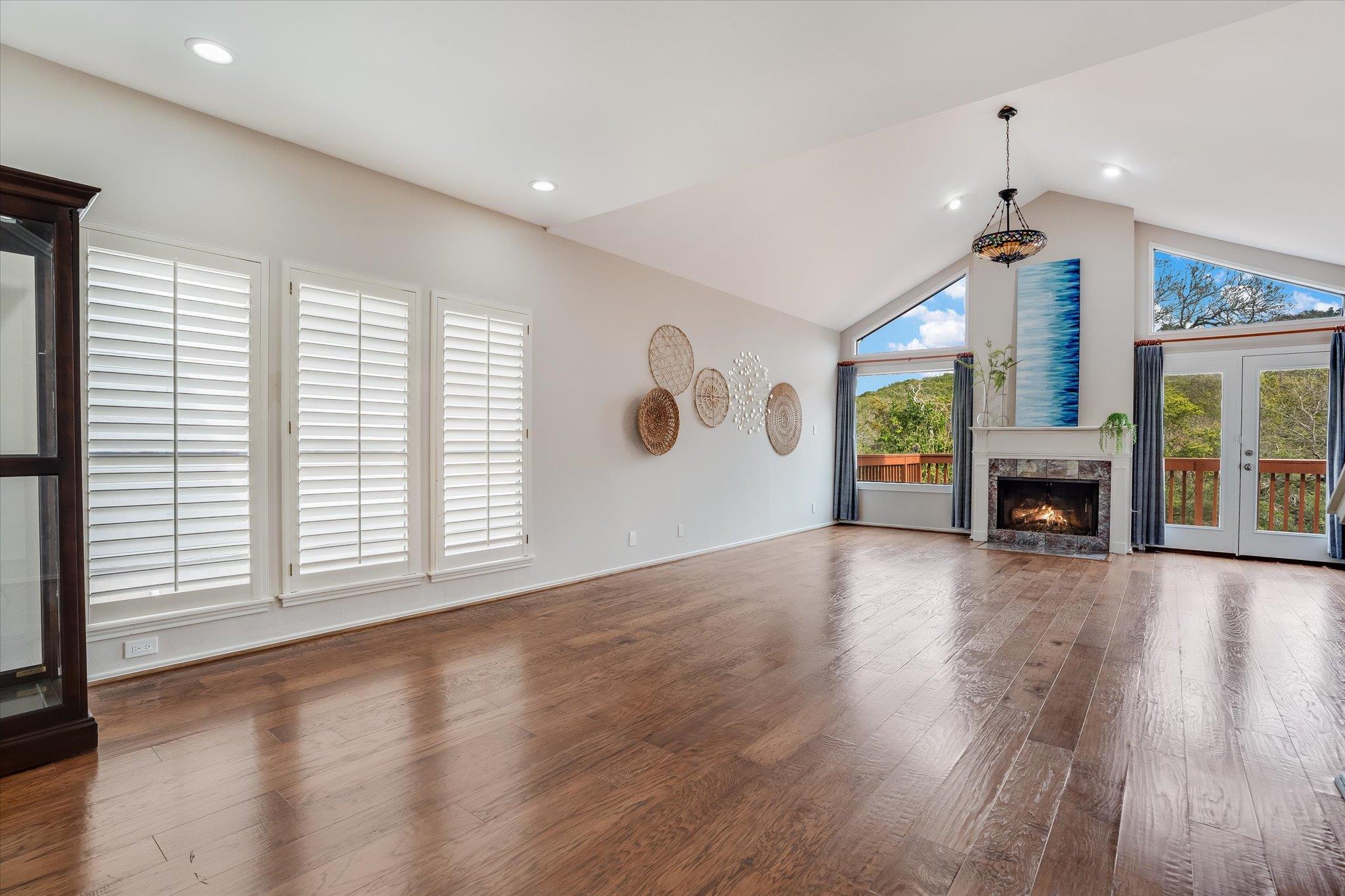 3527 Fawn Creek Path Austin TX 78746