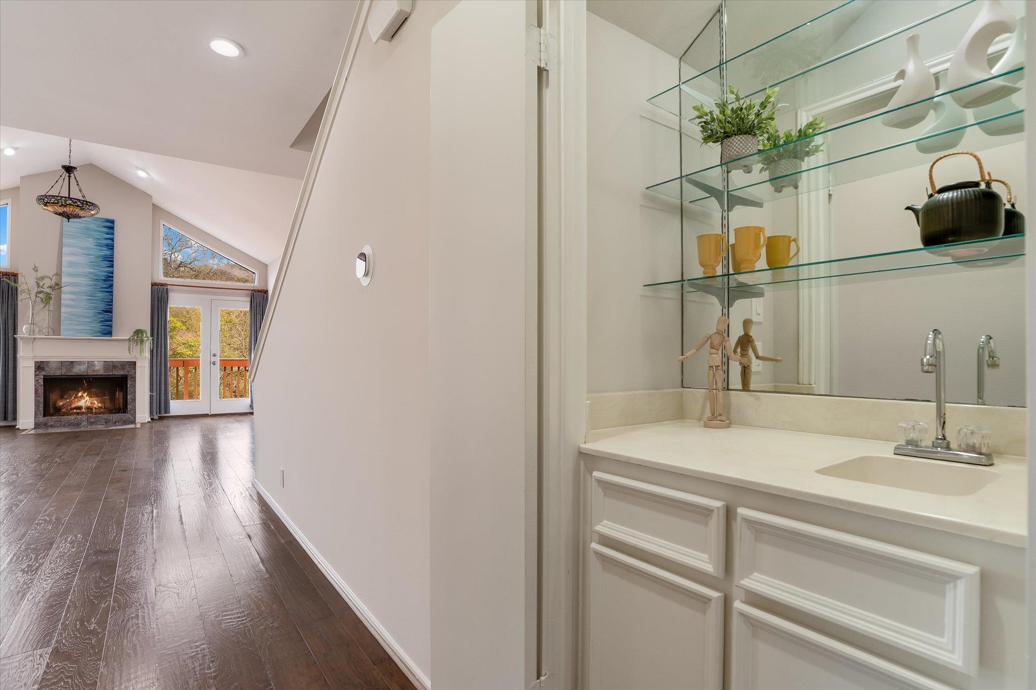 3527 Fawn Creek Path Austin TX 78746