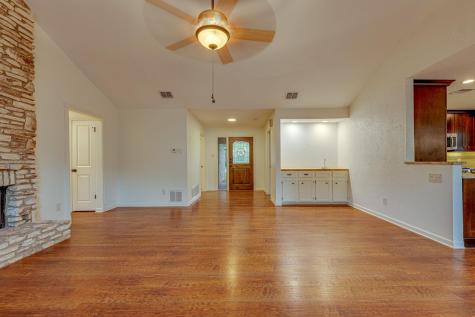 4506 Oak Creek Drive Austin TX 78727