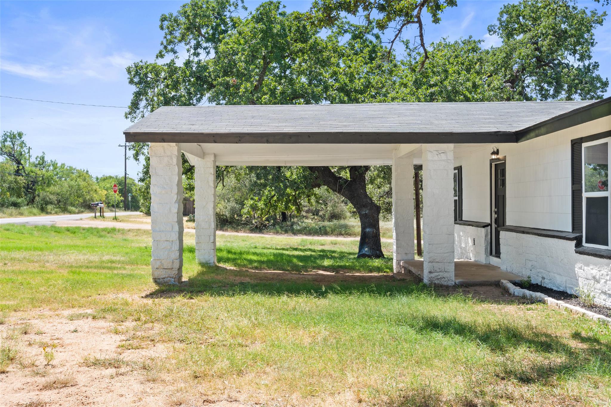 210 Highcrest Drive Granite Shoals TX 78654