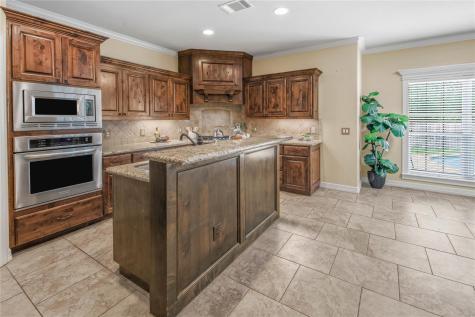 2491 Newark Circle College Station TX 77845