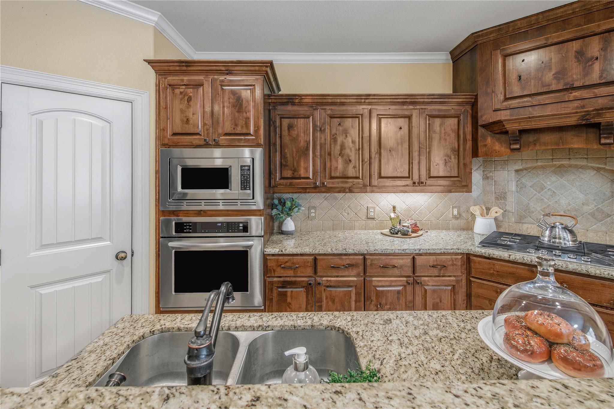 2491 Newark Circle College Station TX 77845