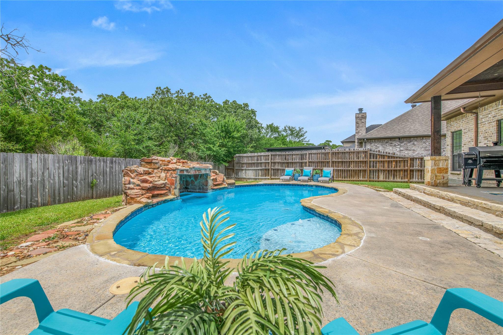 2491 Newark Circle College Station TX 77845