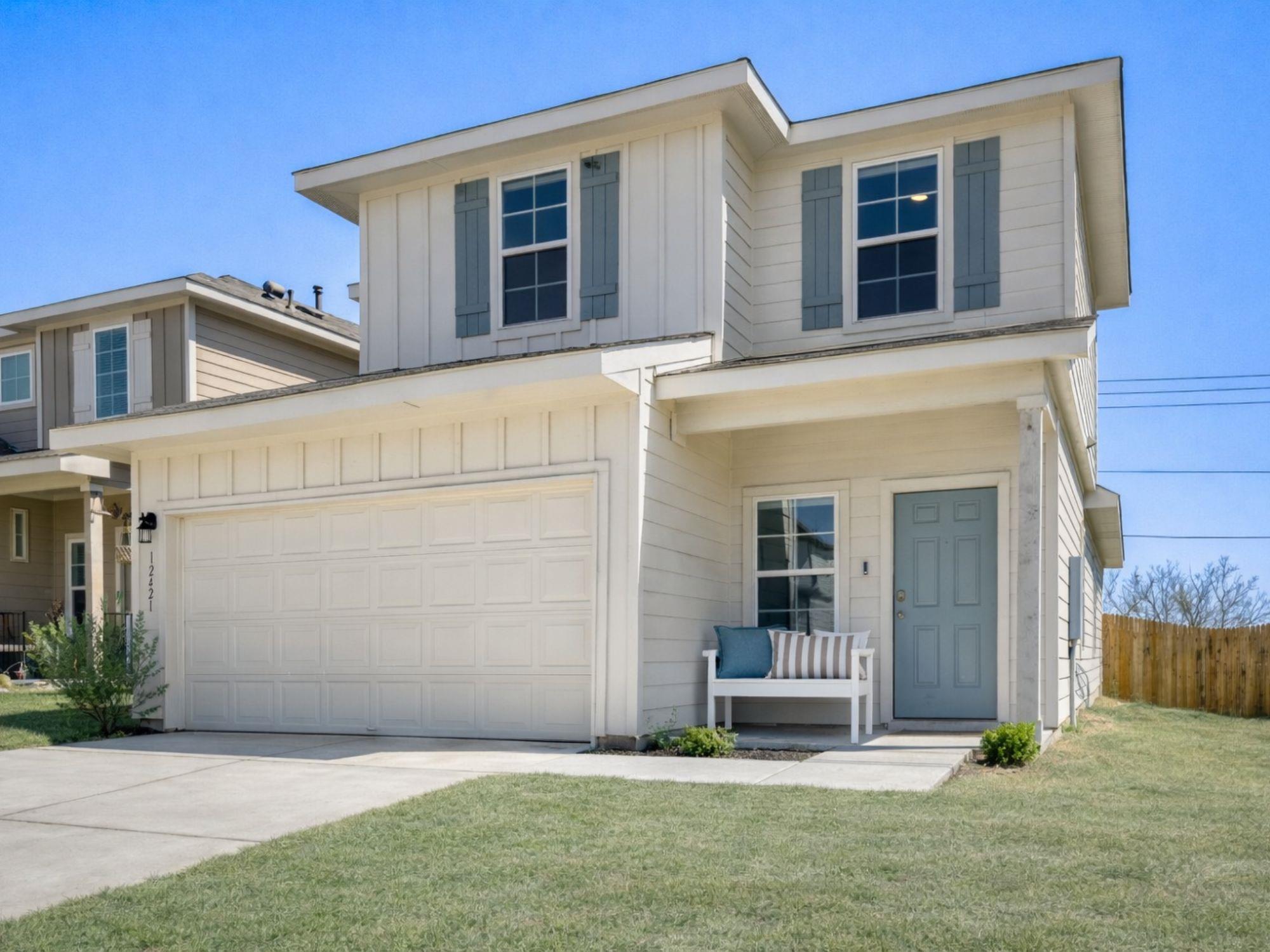 12421 Silversmith Lane Mustang Ridge TX 78610