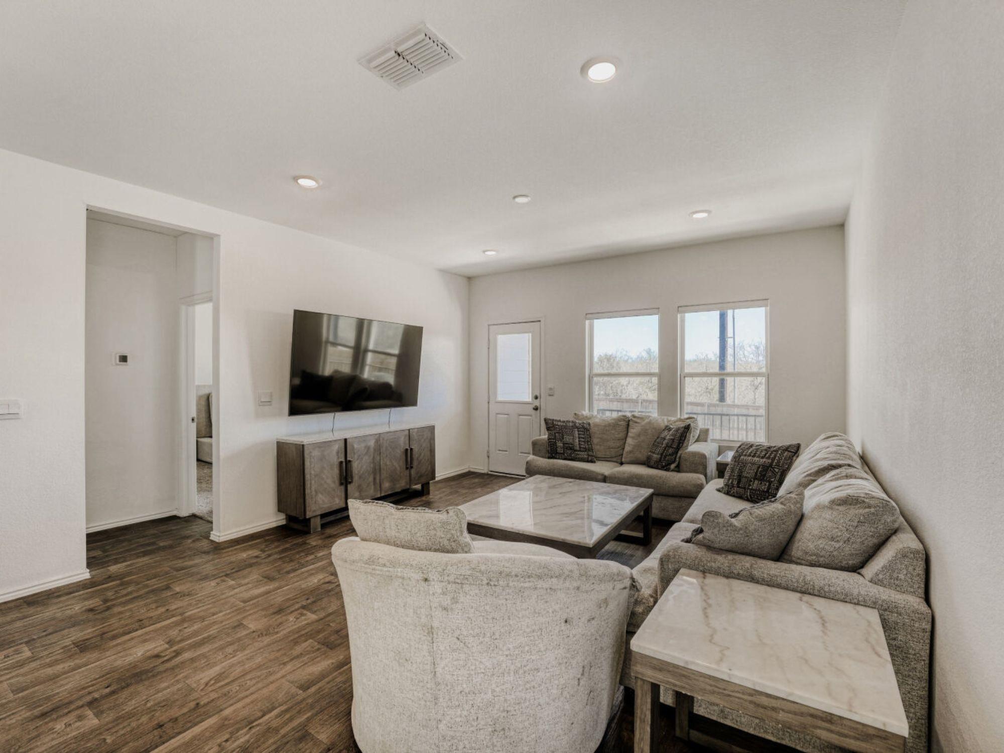 12421 Silversmith Lane Mustang Ridge TX 78610