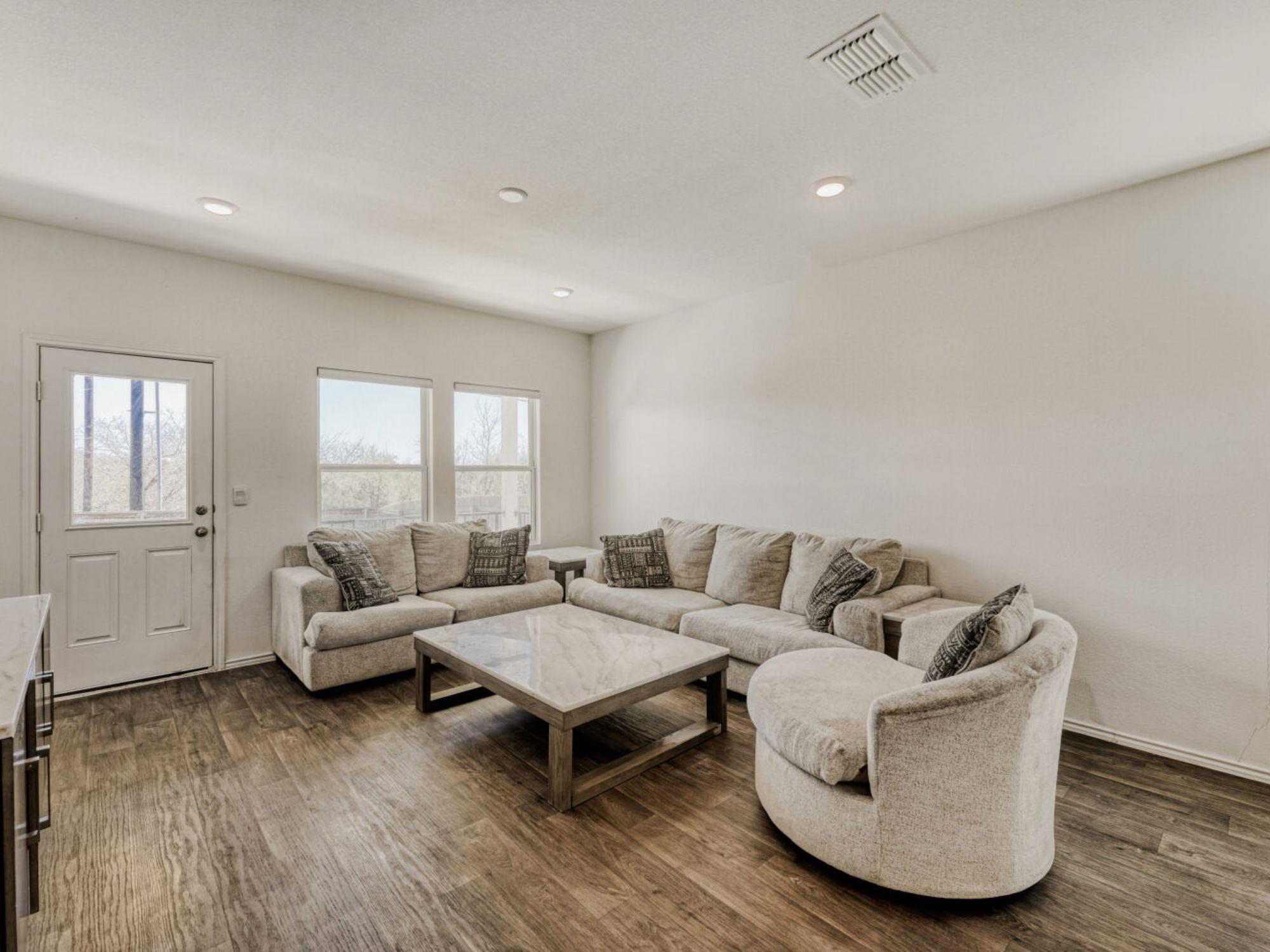 12421 Silversmith Lane Mustang Ridge TX 78610