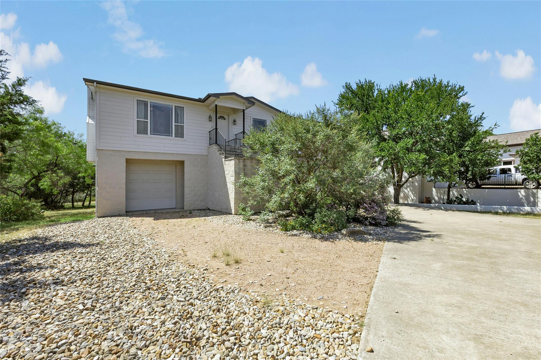 2806 Truman Cove Lago Vista TX 78645