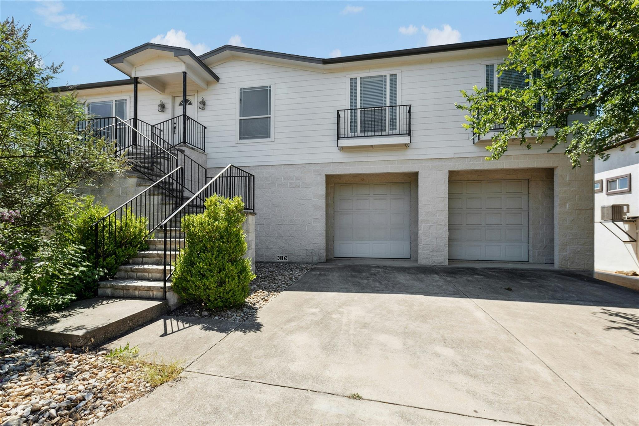 2806 Truman Cove Lago Vista TX 78645