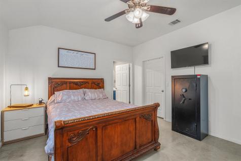 1202 E Avenue F Lampasas TX 76550