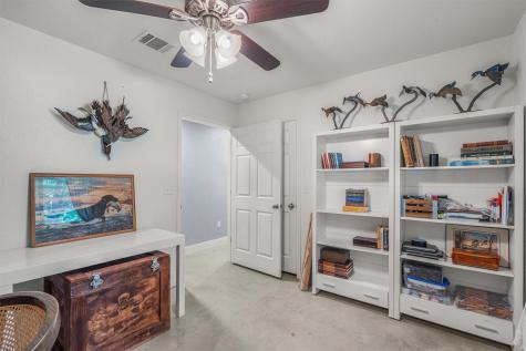 1202 E Avenue F Lampasas TX 76550