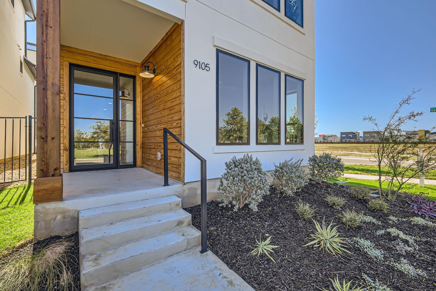 9105 Cattle Baron Path Austin TX 78747