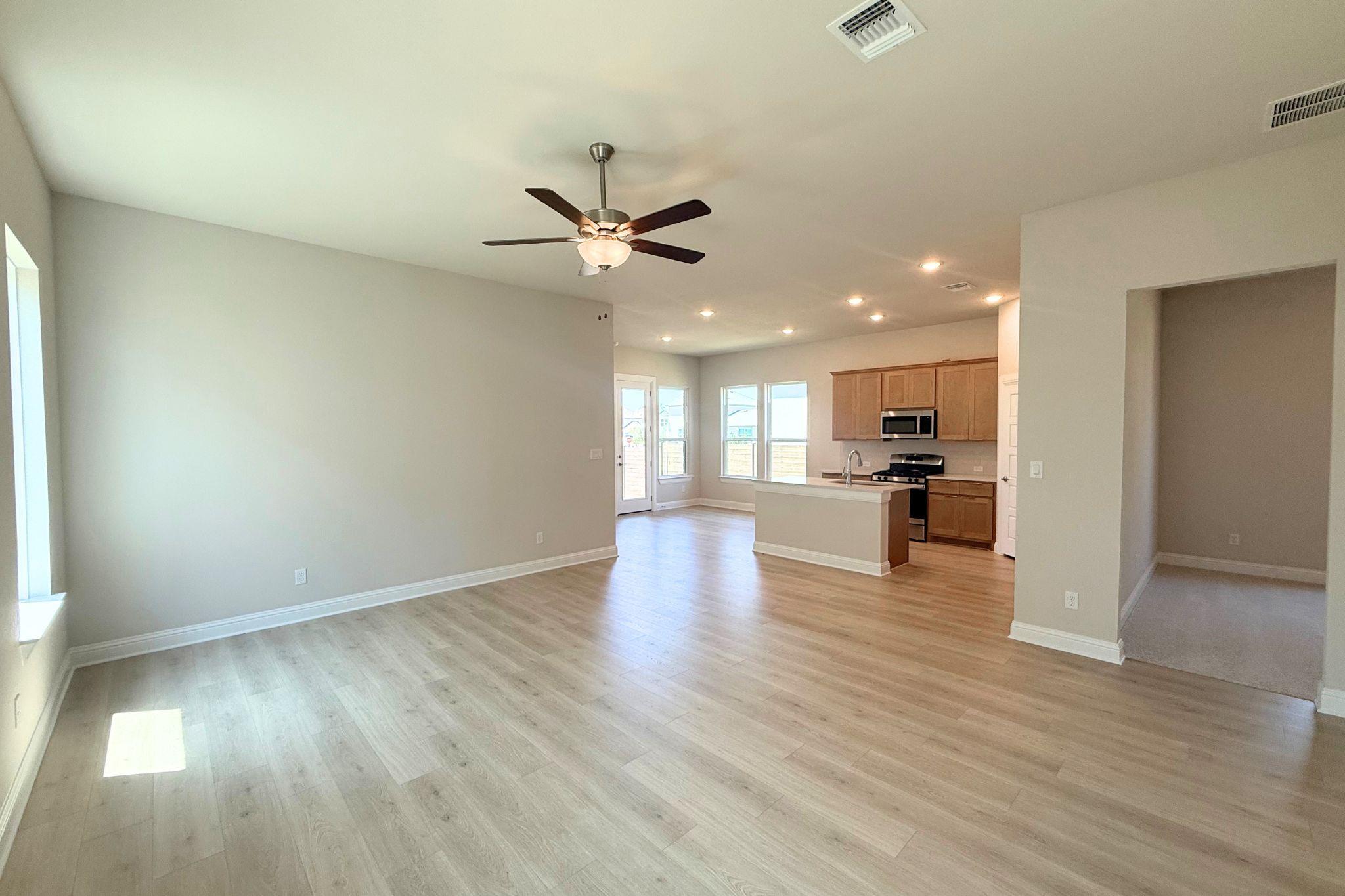 1037 Stonehill Drive Georgetown TX 78633