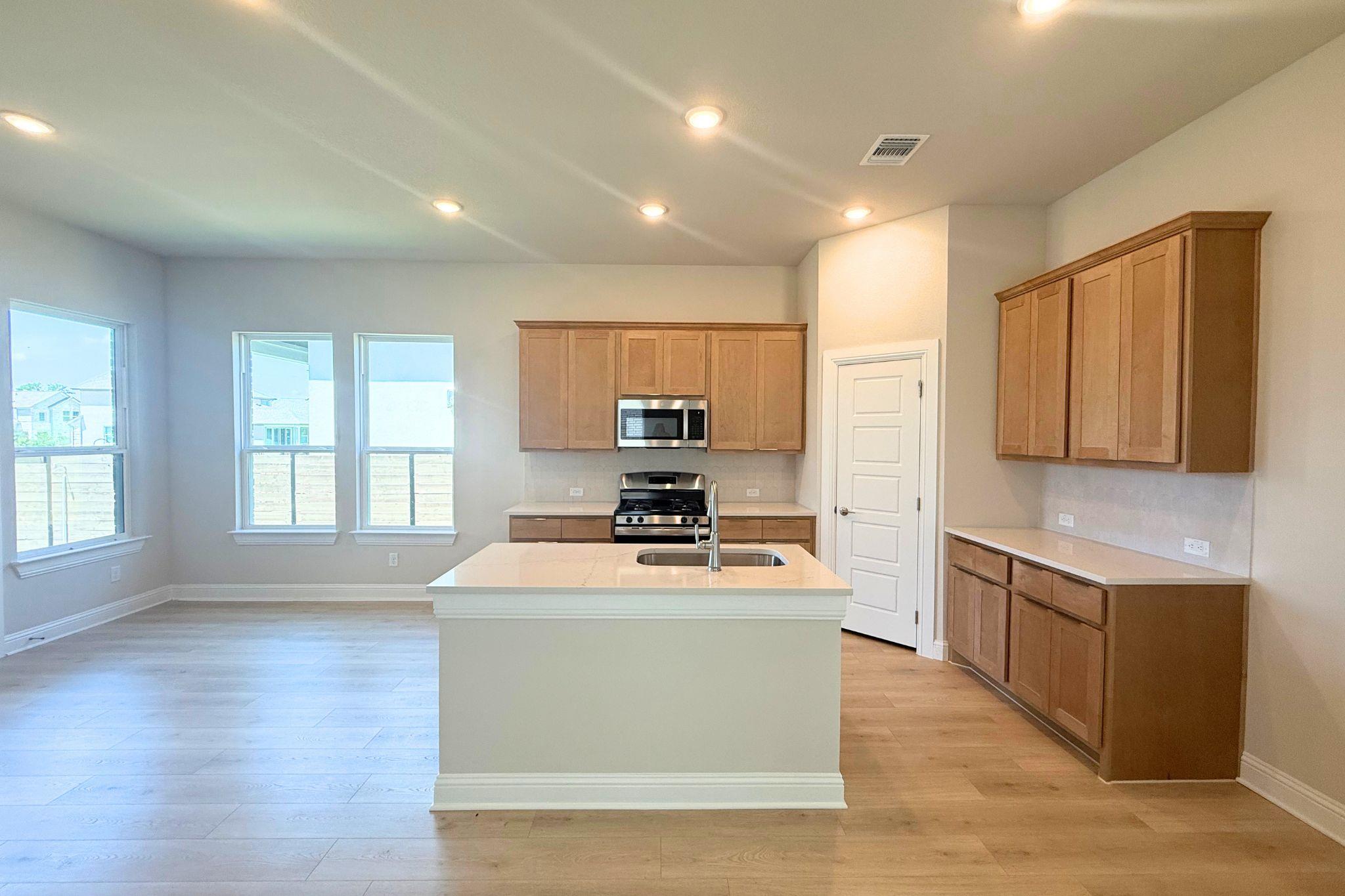 1037 Stonehill Drive Georgetown TX 78633