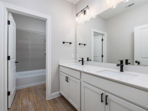 104 Keswick Street Liberty Hill TX 78642