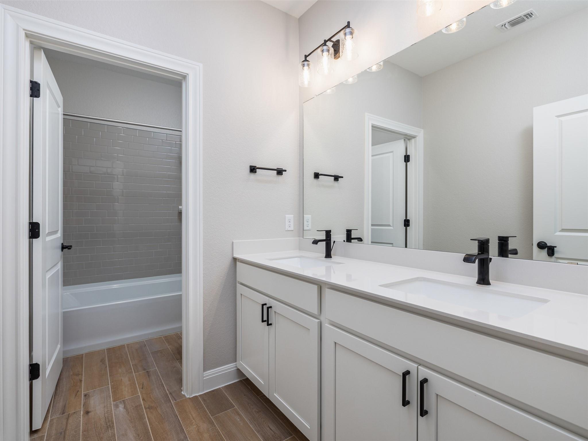 104 Keswick Street Liberty Hill TX 78642