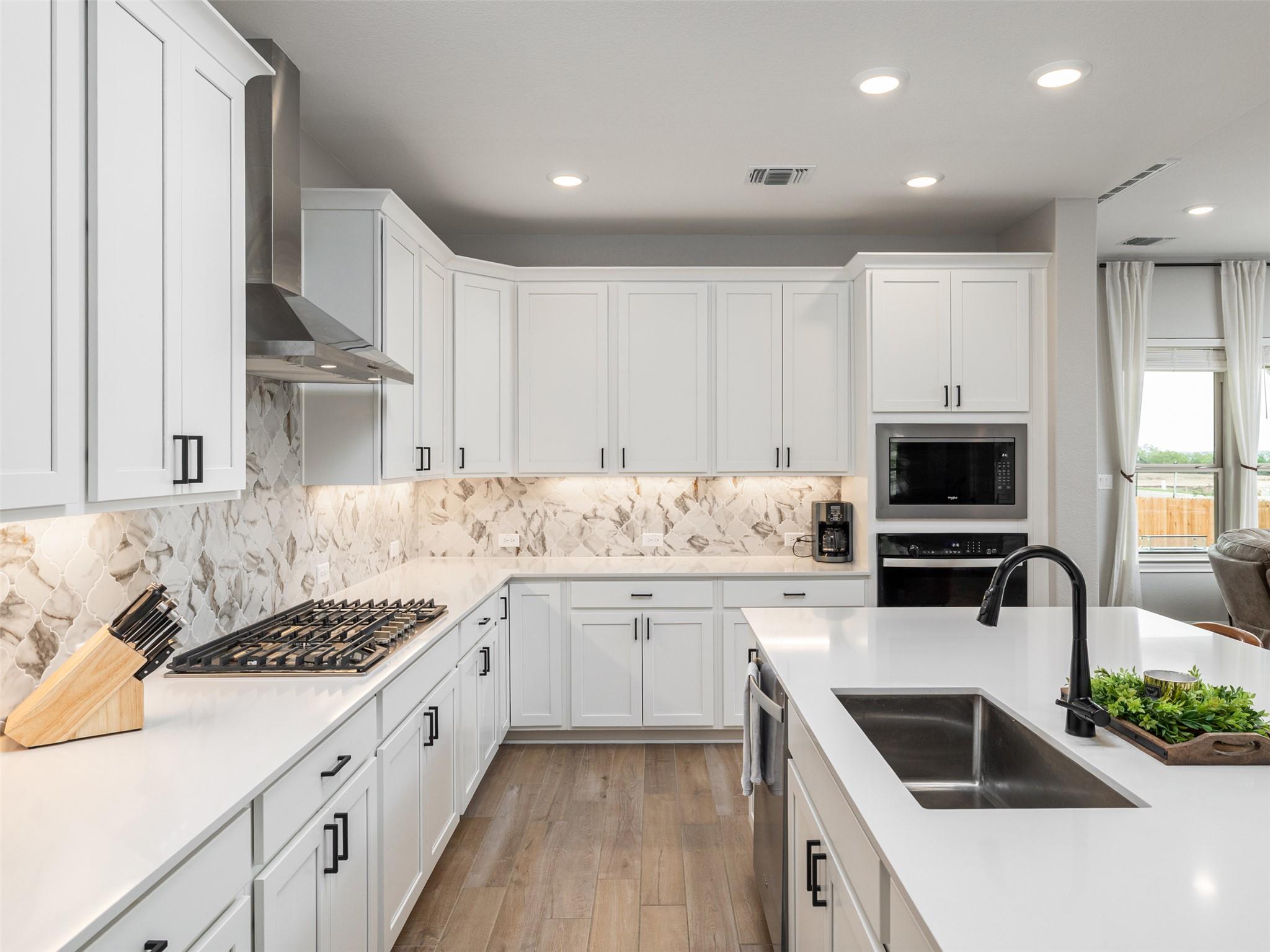 104 Keswick Street Liberty Hill TX 78642