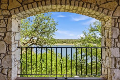 1600 Las Entradas Drive Spicewood TX 78669