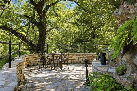 1600 Las Entradas Drive Spicewood TX 78669