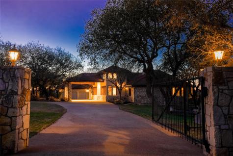 1600 Las Entradas Drive Spicewood TX 78669