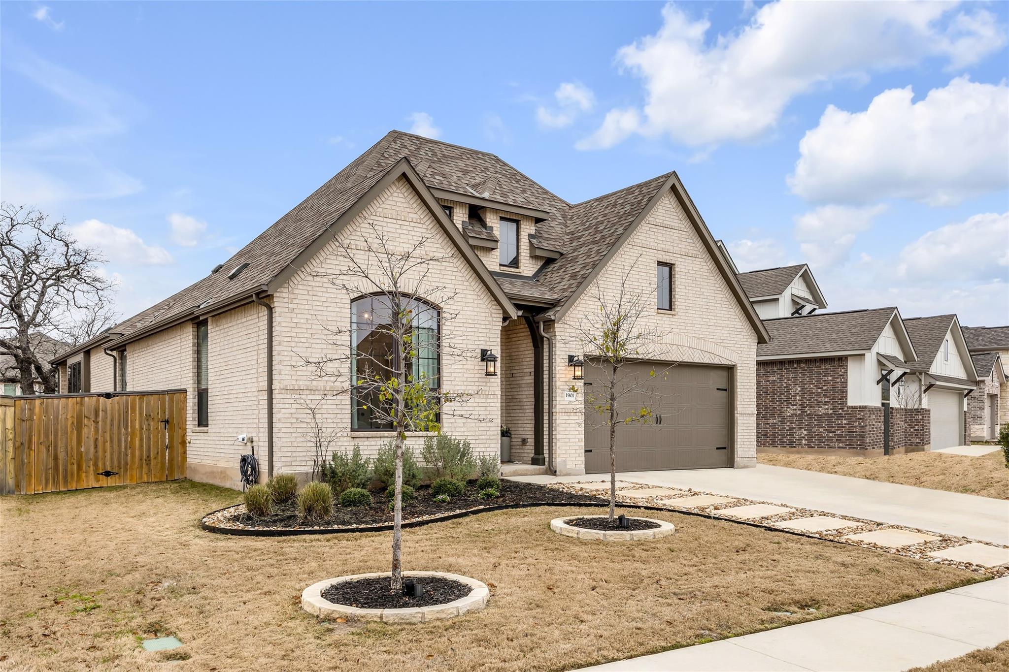 1901 Sir Nathaniel Lane Leander TX 78641