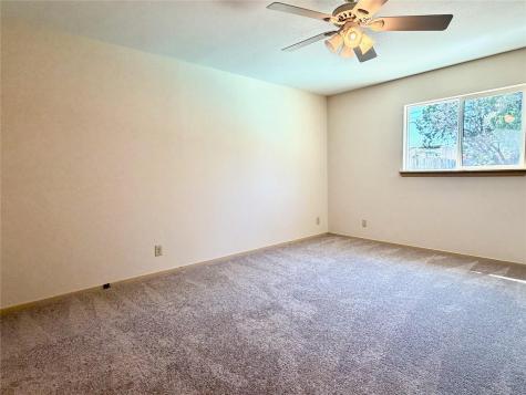 141 Oaklane Drive Universal City TX 78148