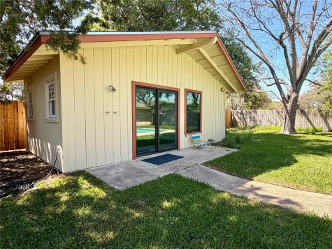 141 Oaklane Drive Universal City TX 78148
