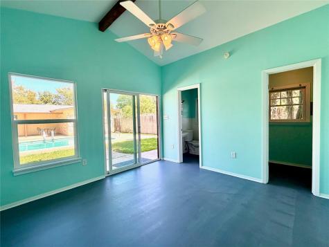 141 Oaklane Drive Universal City TX 78148