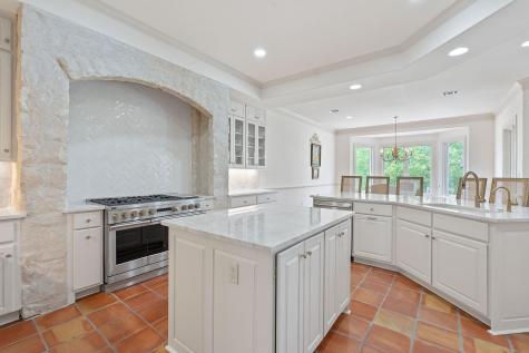 21936 Briarcliff Drive Spicewood TX 78669