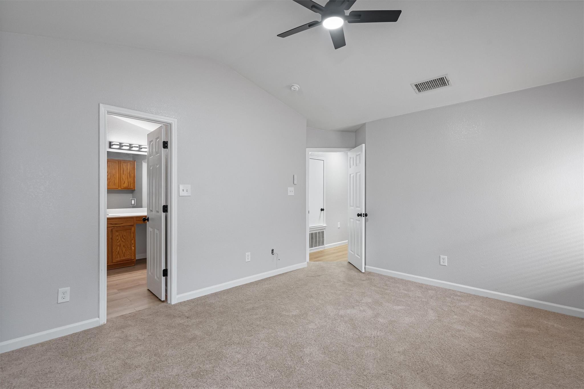 744 Fairway Kyle TX 78640