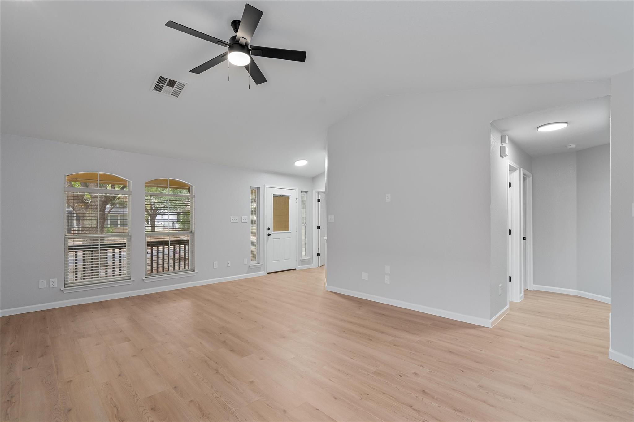 744 Fairway Kyle TX 78640