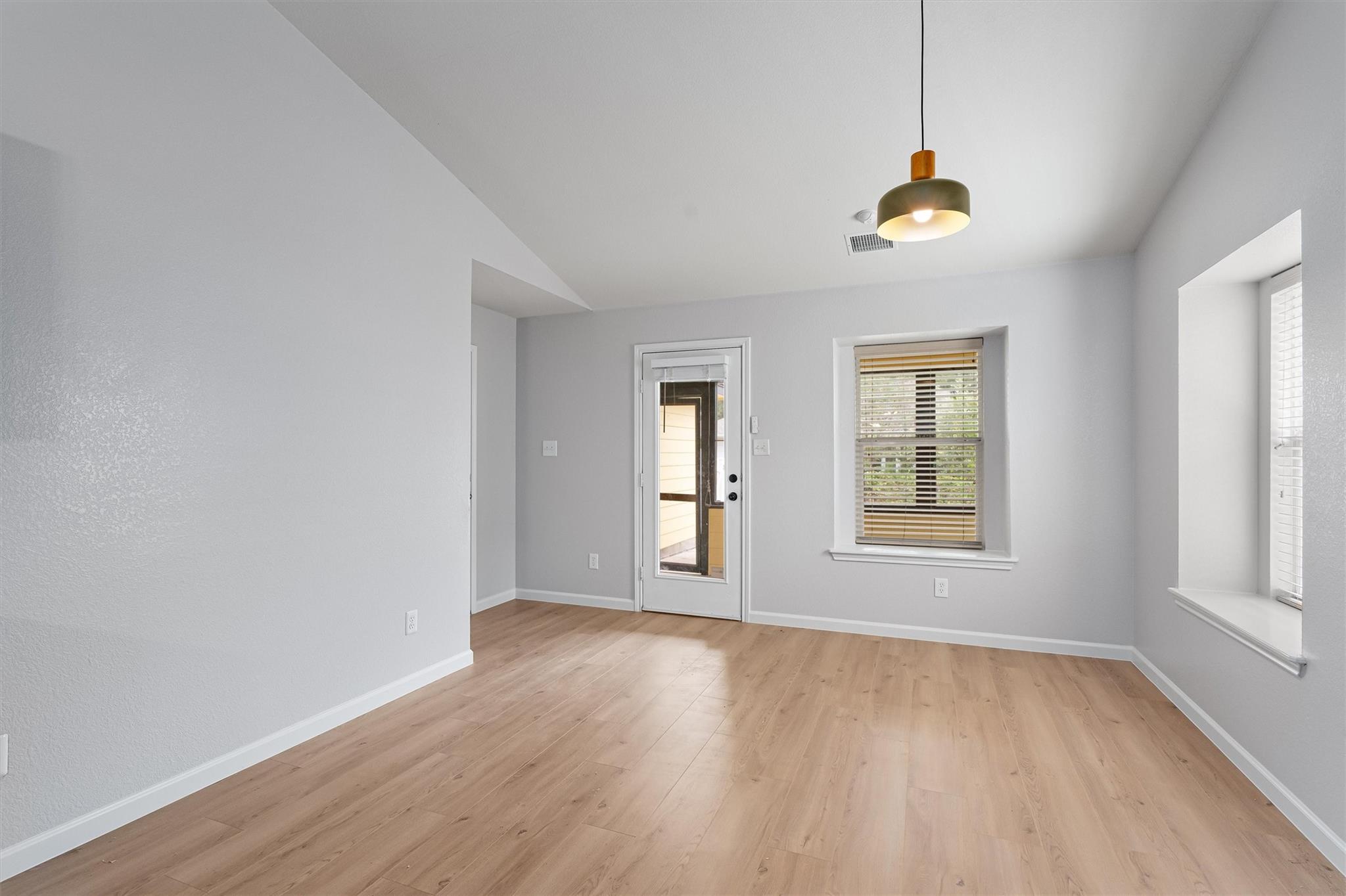 744 Fairway Kyle TX 78640
