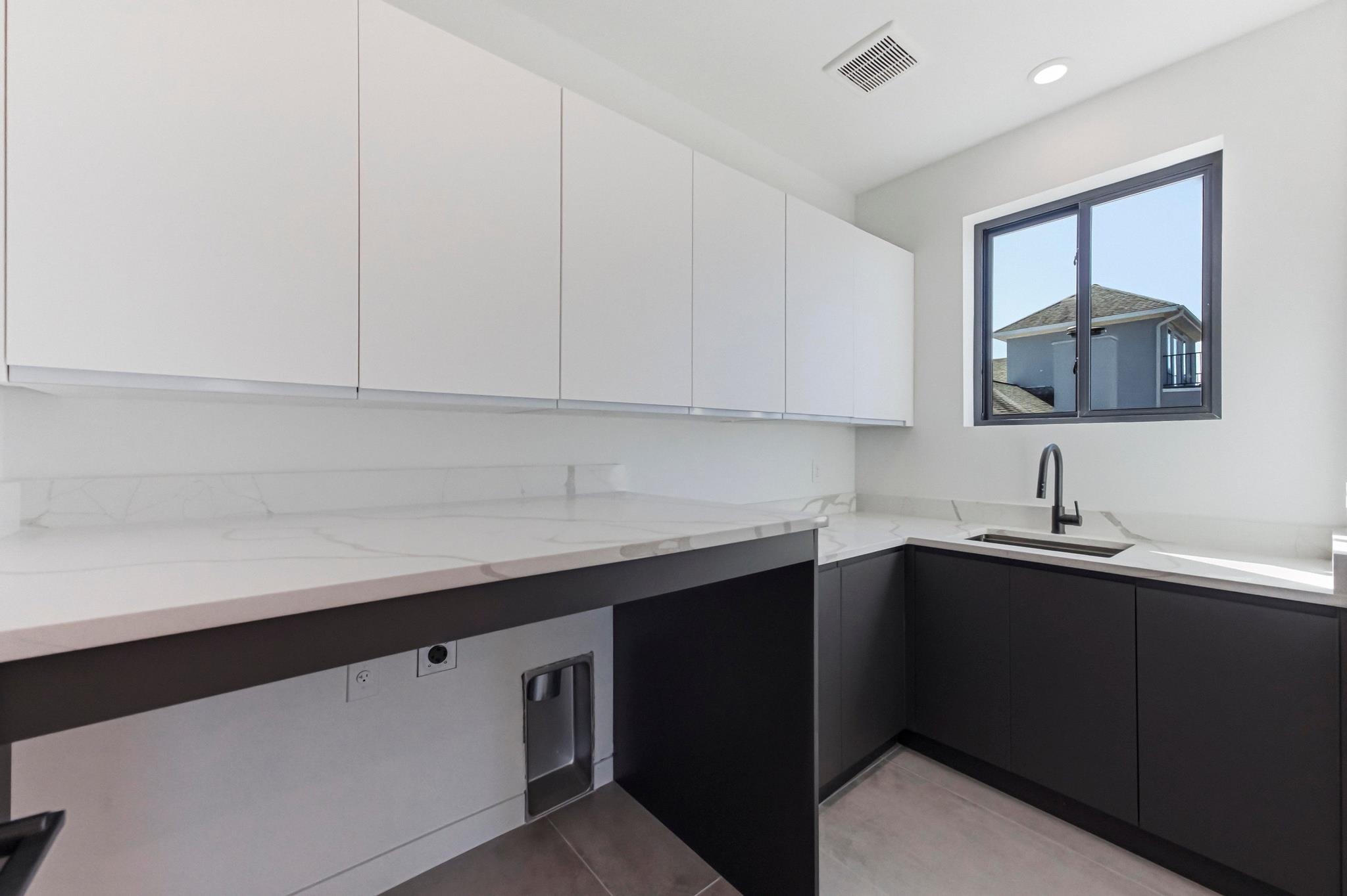 11205 Beach Road Leander TX 78641