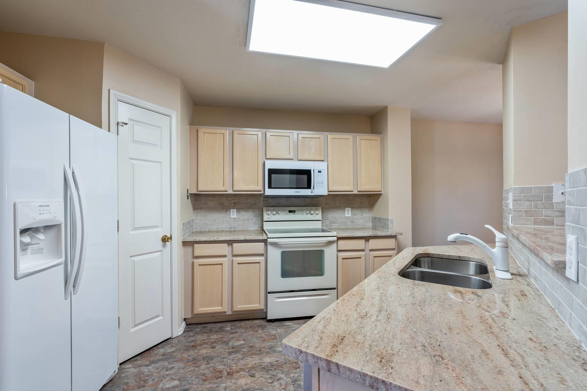 7704 Plateau Cove Lago Vista TX 78645